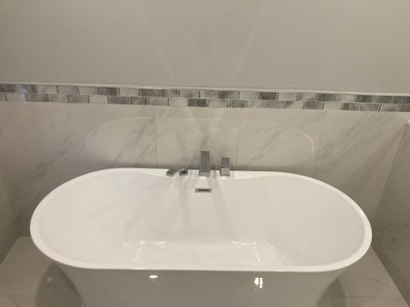 For Lease - 28 Sharpe Street, Toronto, Ontario - Photo 2