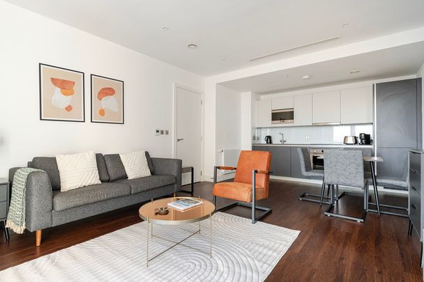 Maine Tower, 9 Harbour Way, London, United Kingdom, E14 9DN, Maine Tower, Harbour Way - Photo 1