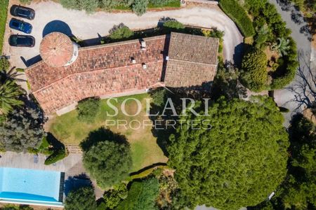 Villa avec piscine et vue époustouflante dans la baie de Cannes - Photo 5
