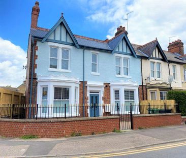 1 bedroom in a house share to rent - Photo 1