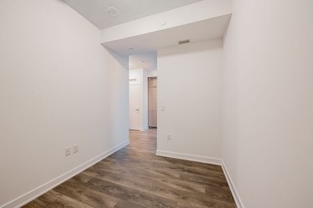 For Lease - 10 Honeycrisp Crescent Unit# 1507, Vaughan, Ontario - Photo 4