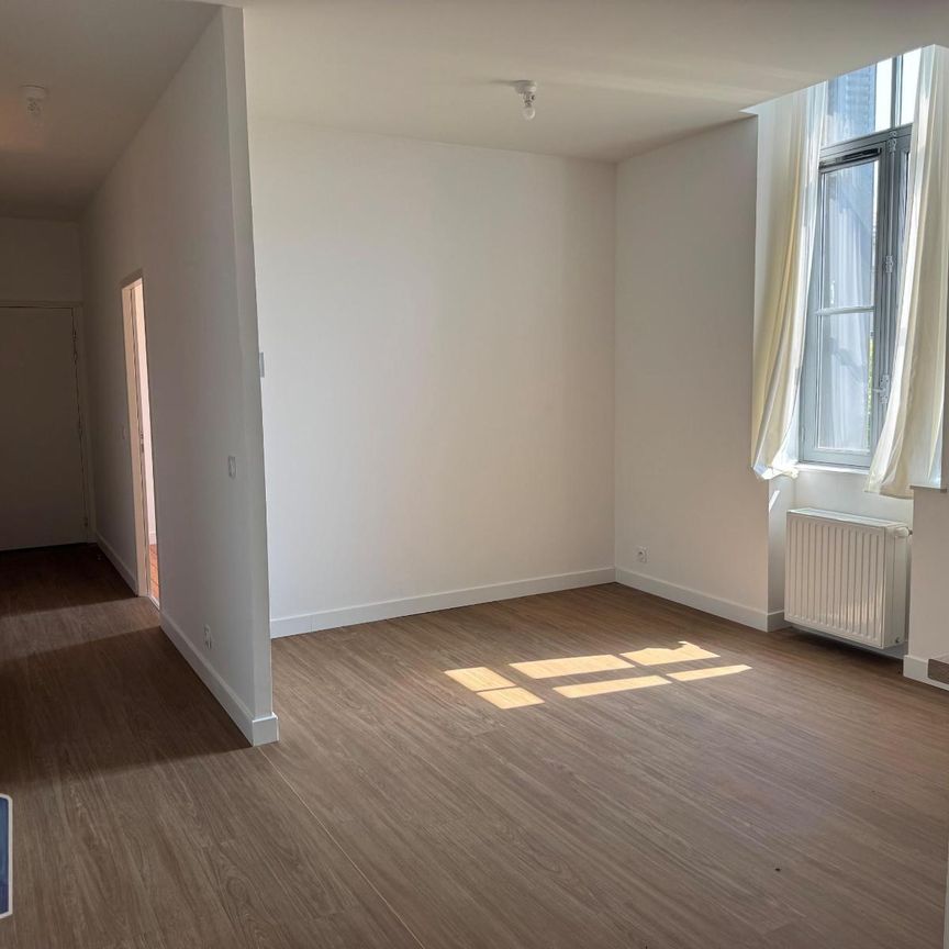 Location Appartement 3 pièces 61m² BLAYE 33390 - Photo 1