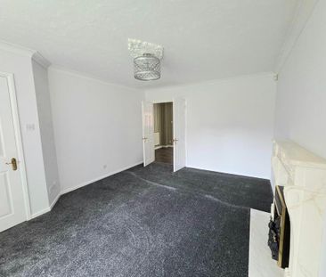 4 bedroom semi-detached house to rent - Photo 1