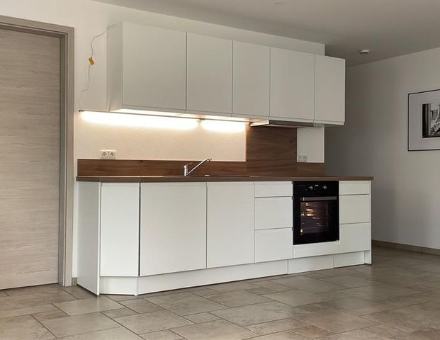 Helle 2- Zimmer-Wohnung mit Balkon in Forstinning - Photo 1
