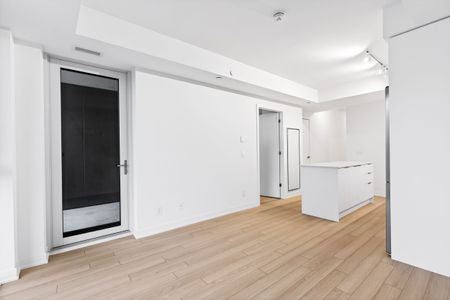 For Lease - 3079 Trafalgar Road, Oakville, Ontario - Photo 3