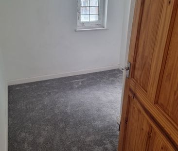 Room in a Shared House, Leominster Road, B11 - Photo 6