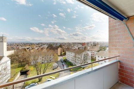 Appartement avec lave-linge séchant privé et vue sur l’Allschwil - Photo 2