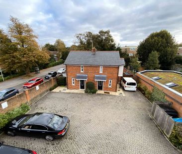 2 Bedroom - Photo 2