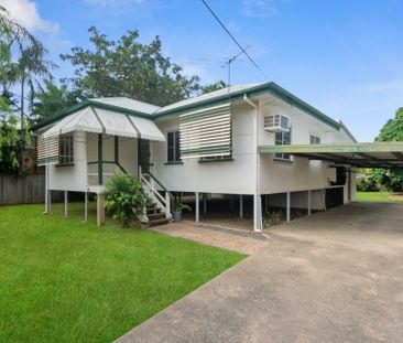 35 Eleventh Avenue, RAILWAY ESTATE - Photo 2