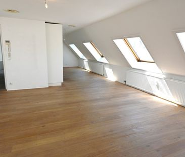 Über den Dächern von Linz – Geräumige 3-Zimmer-Dachgeschosswohnung ... - Foto 1
