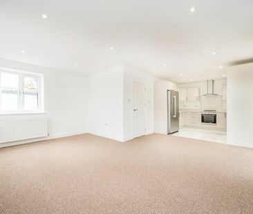 Kavsan Place, Cranford, TW5 - Photo 2