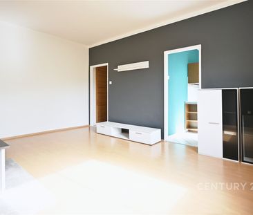 Pronájem bytu 2+1 52 m² - Фото 1