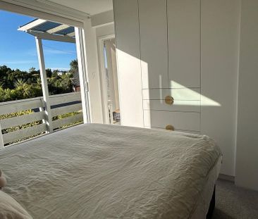 Modern One Bedroom Unit in Kohi/St Heliers - Photo 5
