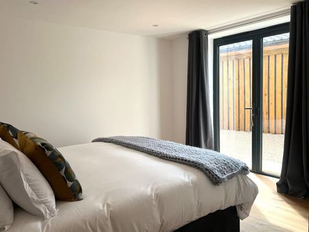 Old Stable Barn - Photo 4