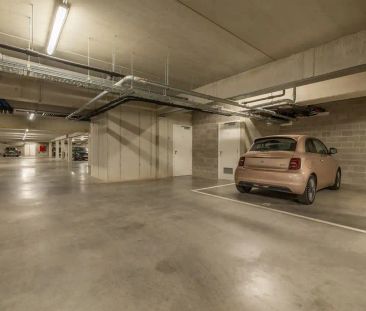 Penthouse met 2 slpk, terras en autostaanplaats - foto 3