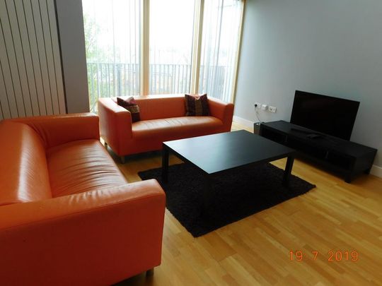 4 bedroom terraced house to rent - Photo 1