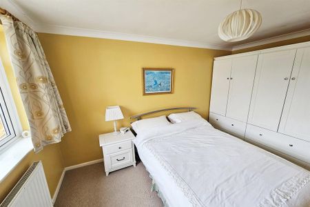 2 bedroom detached bungalow to rent - Photo 5