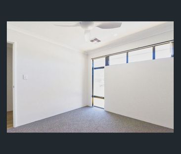 BRAND NEW 5 BEDROOM HOME - Photo 5