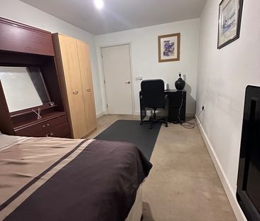 Room in a Shared Flat, Reedham Close, N17 - Photo 3
