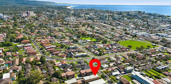 2 Bedroom Centrally Located Unit - Photo 2