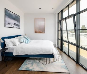 3 bedroom flat to rent - Photo 6