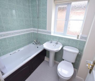 3 bedroom semi-detached house to rent - Photo 6
