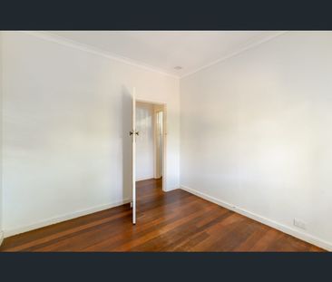 10a Mckenzie Rd, Shoalwater, WA 6169 - Photo 6