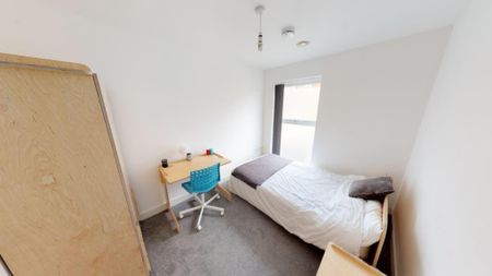 3 bedroom ground floor flat to rent - Photo 4