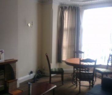 7 bedrooms Fully furnished Inclusive double fronted large house. LANGD - Photo 3