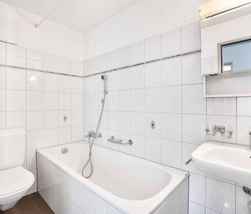 Wohnung mit Kachelofen und besonderem Charme - Foto 5