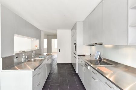 Opening a 5.5-room maisonette apartment in the heart of Oerlikon - Photo 3