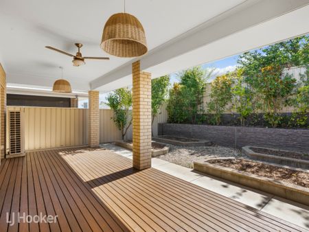 19A Sandra Avenue, ROSTREVOR - Photo 2