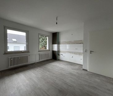 frisch sanierte 2-Zimmer-Wohnung mit Balkon - Photo 3