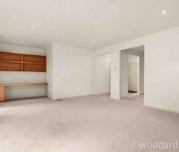 Single-level villa with own street front - Photo 2