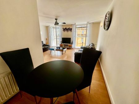 2 bedroom Flat To Let Total Size: 743 SQ FT - Photo 4