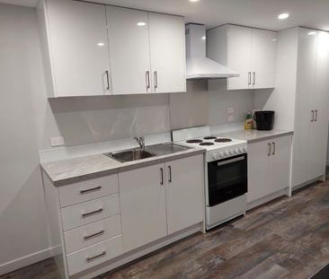 Central Two Bedroom Studio Apartment - Photo 1