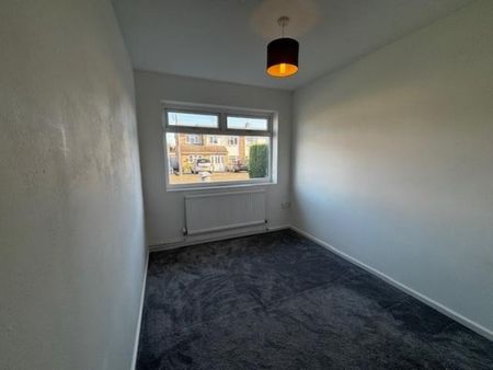 3 bedroom bungalow to rent - Photo 4