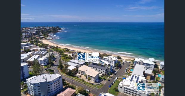 Coastal Living At Its Best - Photo 1