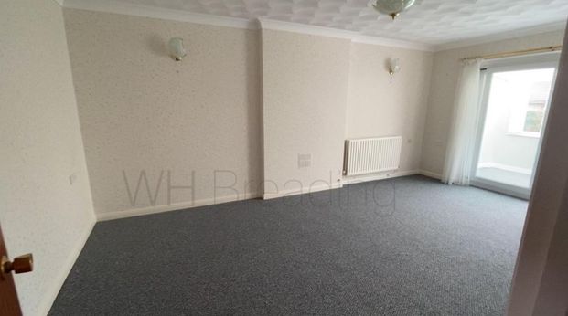 2 bedroom bungalow to rent - Photo 1