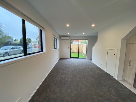 Unit 1, 61 Wingate Street, Avondale, Auckland - Photo 2