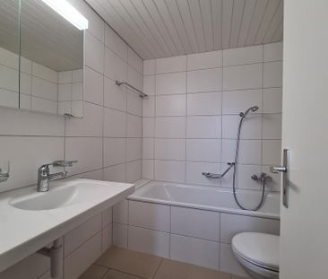 4.5 Zimmerwohnung in Bottmingen - Photo 2