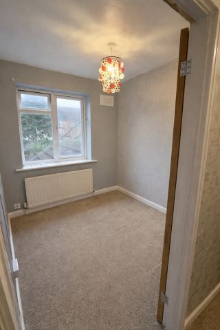 3 Bed End Terrace, Tunstall Crescent, LE4 - Photo 4