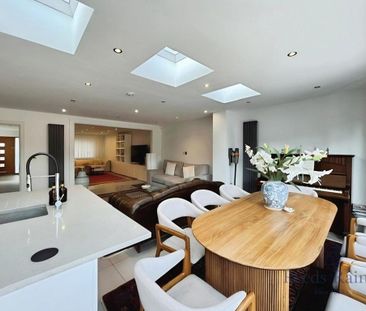 3 bedroom detached house to rent - Photo 2