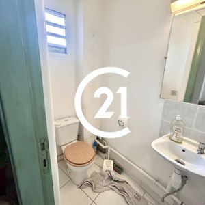 Location Appartement 78.89m² 3 pièces Fort de france - Photo 2