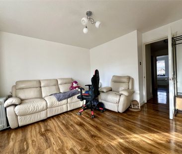 Springside Court, Josephs Road, Guildford, Surrey, GU1 1BT - Photo 6