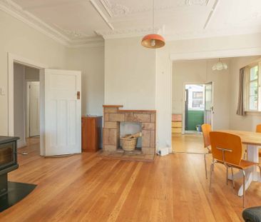 Cozy 3-Bedroom Home with Sleepout, Close to the Beach - Available J... - Photo 4