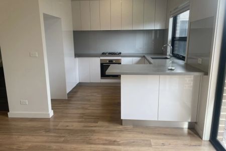 1/32 Madeleine Road, - Photo 4