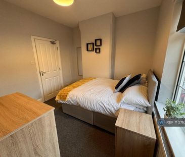 1 bedroom in a house share to rent - Photo 4