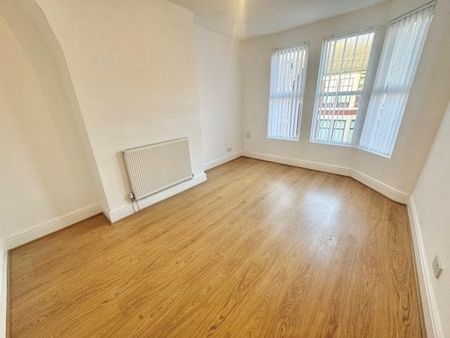 Kenyon Road, L15 5BD - Photo 2