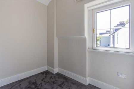 3 bedroom house to rent - Photo 3